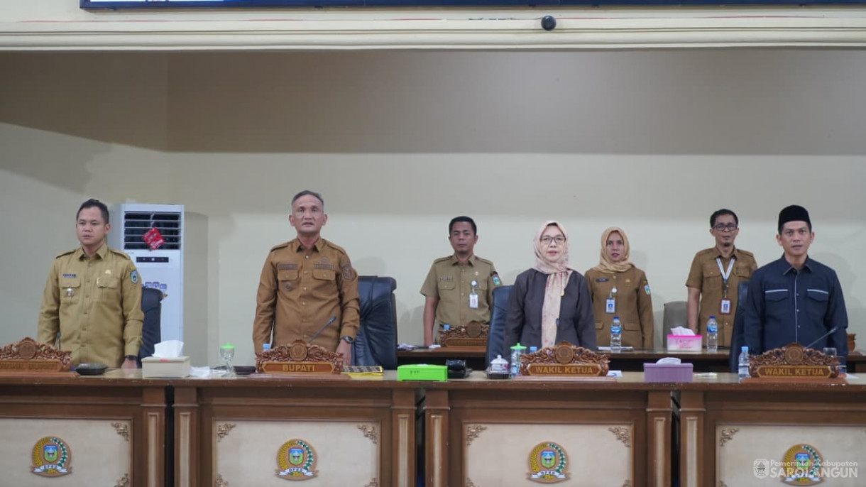 16 September 2025&nbsp; Penandatanganan Kesepakatan Dan Persetujuan Bersama Terhadap Empat Rancangan Perubahan Daerah Diluar Propemperda Kabupaten Sarolangun Tahun 2025