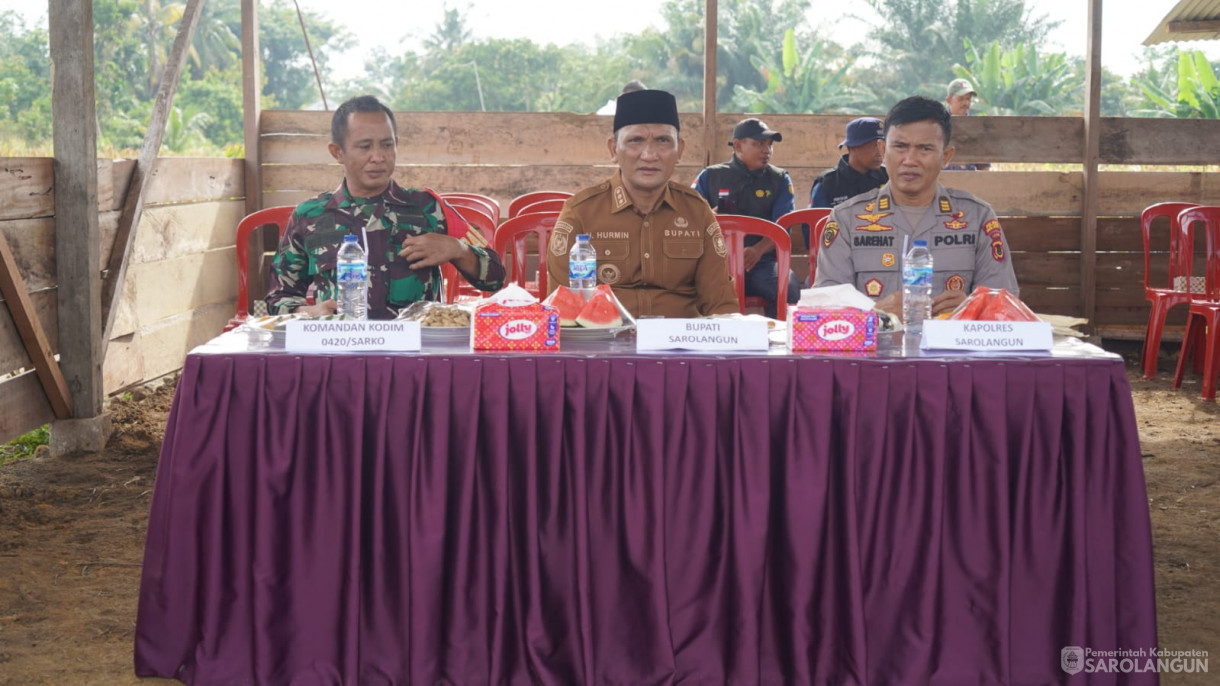 Acara Panen Raya Jagung dan Peresmian Jembatan Gantung Sepanjang 35 Meter di Desa Sungai Merah Kec. Pelawan