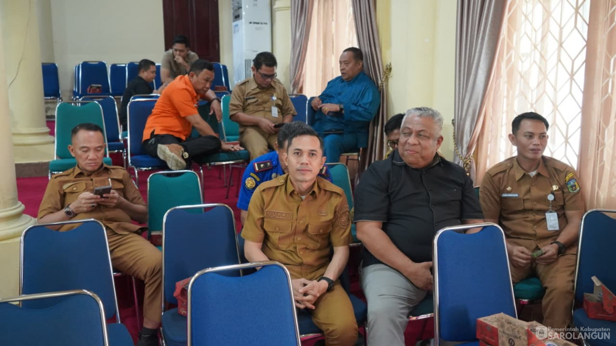 16 September 2025&nbsp; Penandatanganan Kesepakatan Dan Persetujuan Bersama Terhadap Empat Rancangan Perubahan Daerah Diluar Propemperda Kabupaten Sarolangun Tahun 2025