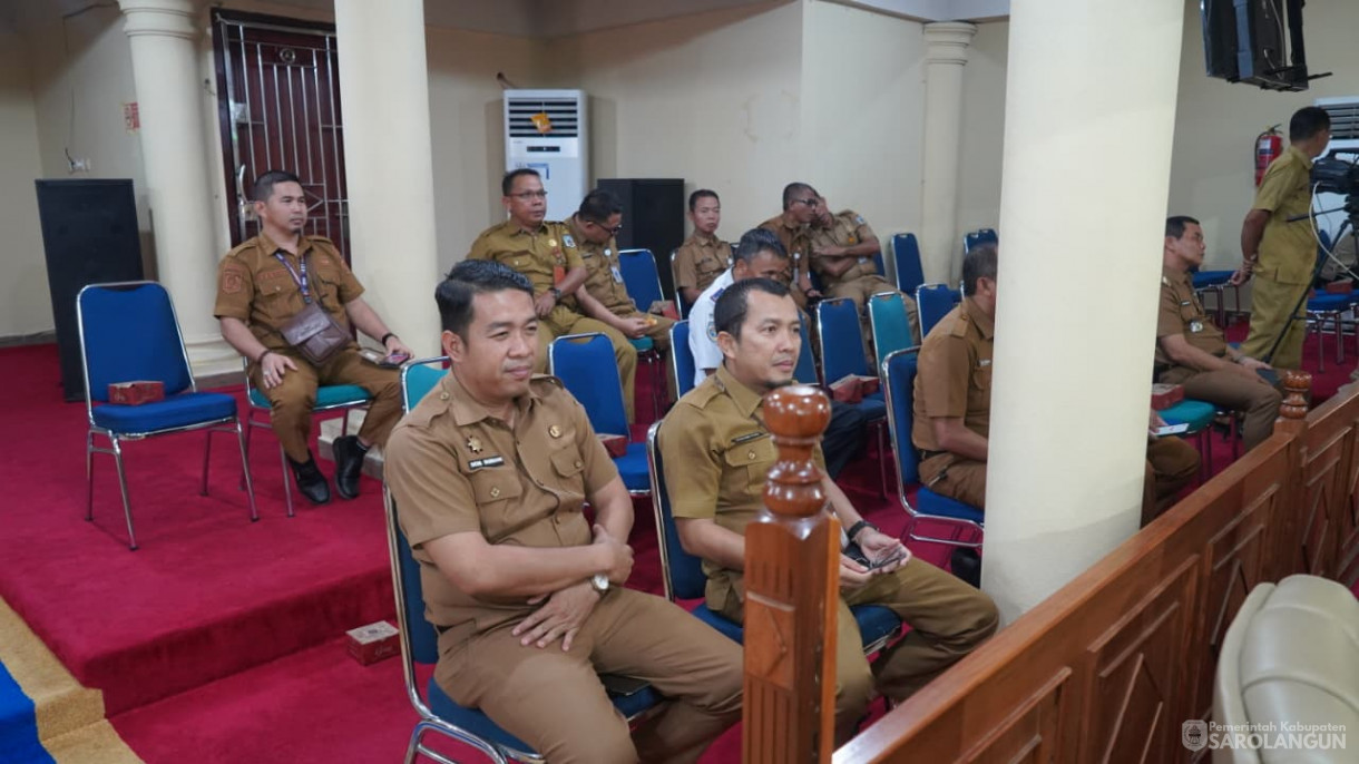 16 September 2025&nbsp; Penandatanganan Kesepakatan Dan Persetujuan Bersama Terhadap Empat Rancangan Perubahan Daerah Diluar Propemperda Kabupaten Sarolangun Tahun 2025