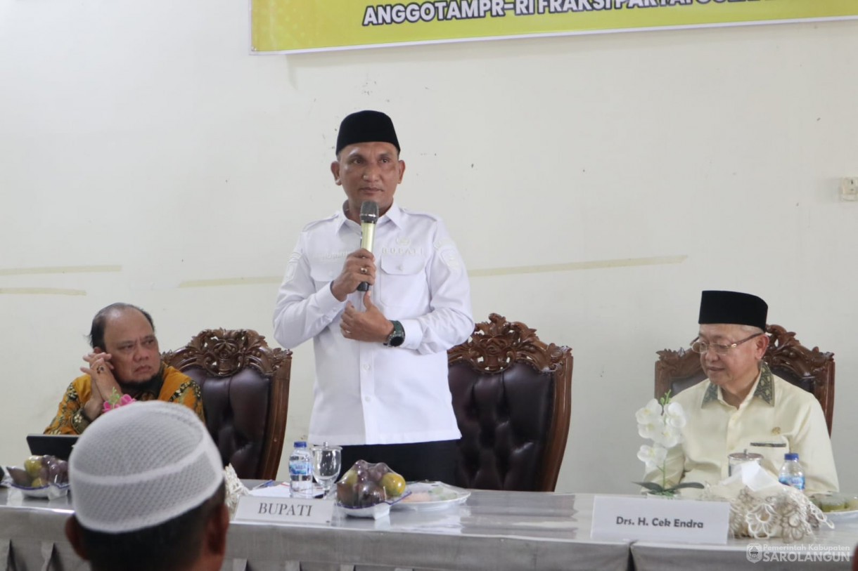 30 Juli 2025 - Acara Reses Bapak Anggota DPR RI Bapak Drs. H Cek Endra Bersama Masyarakat Bertempat di Kediaman Pribadi Bapak Cek Endra di Lapangan Sriwijaya Sarolangun