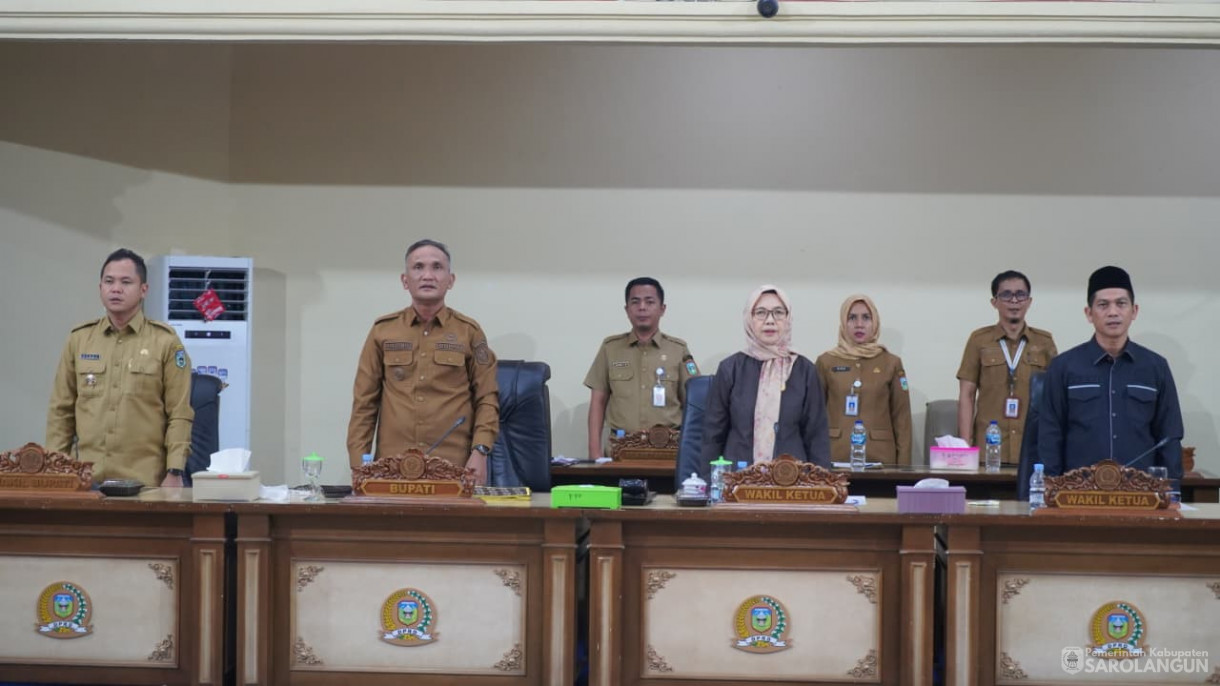16 September 2025&nbsp; Penandatanganan Kesepakatan Dan Persetujuan Bersama Terhadap Empat Rancangan Perubahan Daerah Diluar Propemperda Kabupaten Sarolangun Tahun 2025