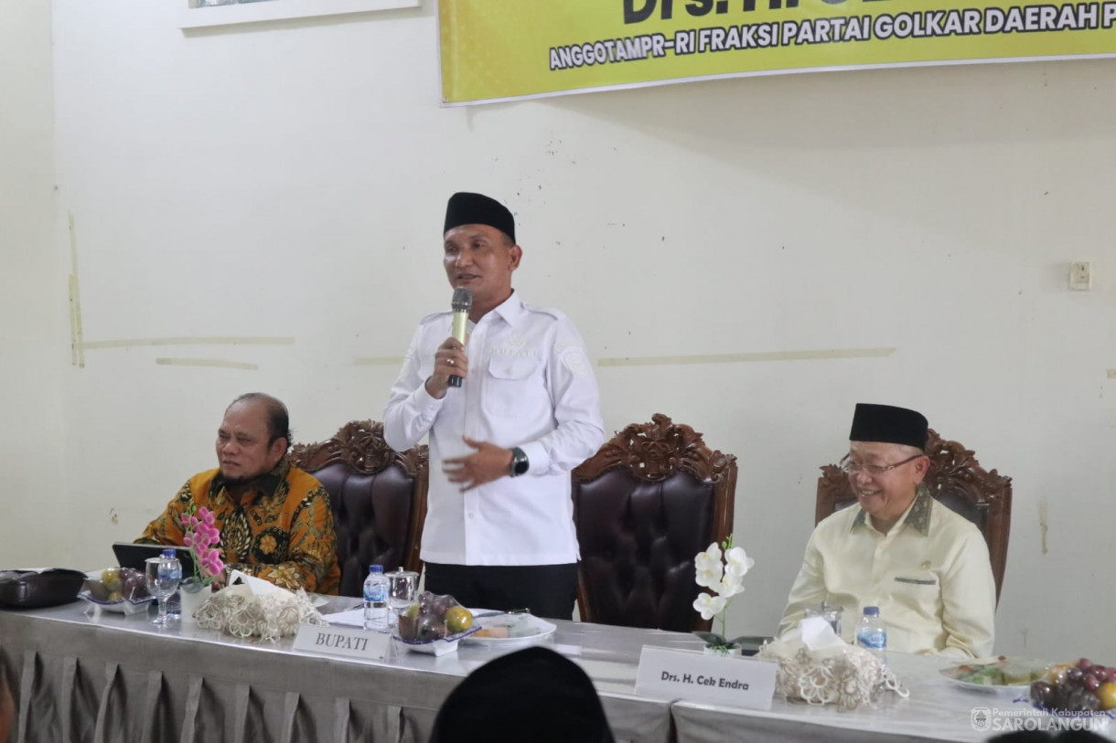 30 Juli 2025 - Acara Reses Bapak Anggota DPR RI Bapak Drs. H Cek Endra Bersama Masyarakat Bertempat di Kediaman Pribadi Bapak Cek Endra di Lapangan Sriwijaya Sarolangun