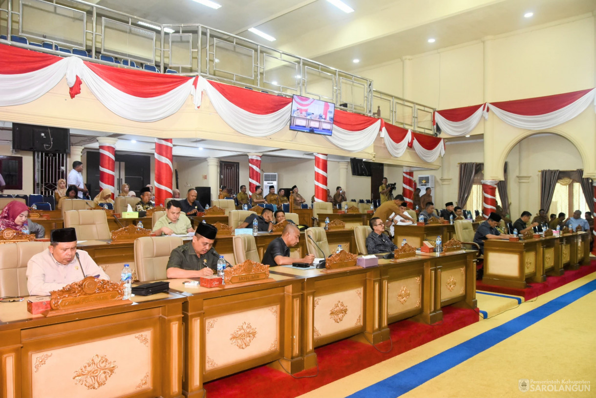 11 Agustus 2025 -&nbsp;Rapat Paripurna Tingkat I tahap 2 di Gedung DPRD Kabupaten Sarolangun