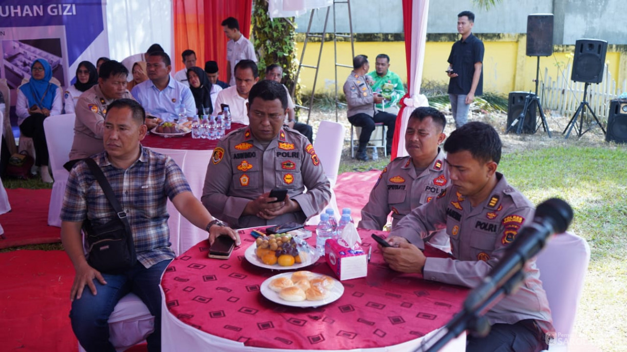 6 Agustus 2025 - Kegiatan Ground Breaking dan Launching Satuan Pelayanan Pemenuhan Gizi Polres Sarolangun SPPG Polres Sarolangun di Bertempat Kantor Camat Singkut