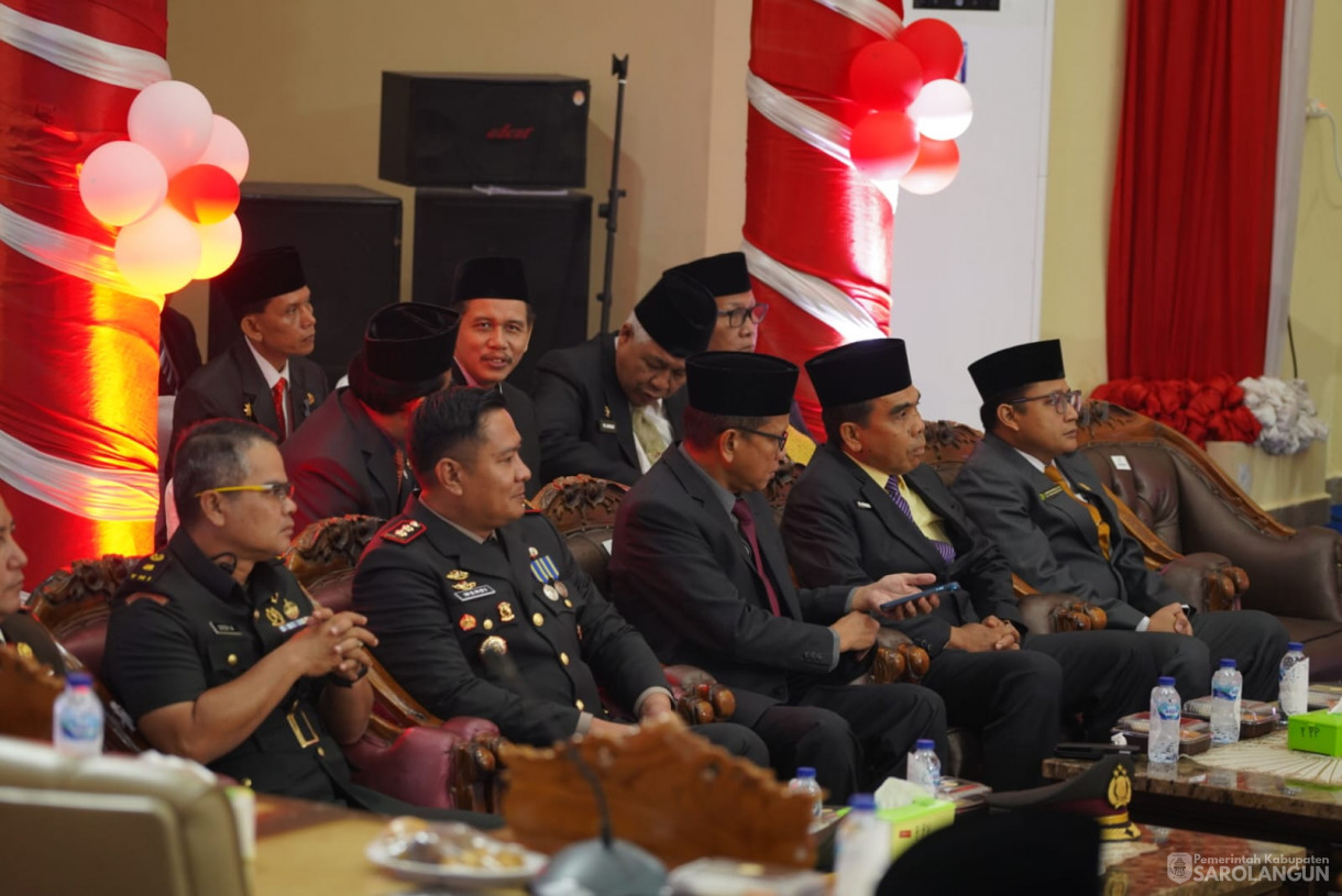 15 Agustus 2025 -&nbsp;Mendengarkan dan Menyaksikan Sidang Tahunan MPR RI Dan Pidato Kenegaraan Presidan RI Dalam Rangka HUT KE 80 Kemerdekaan RI Dalam Sidang Bersama DPR DPD RI