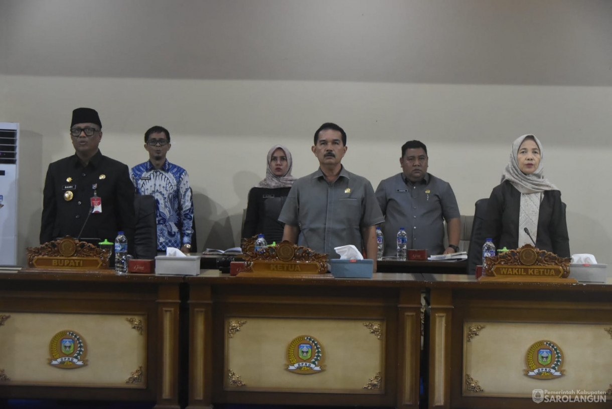 21 November 2024 - Rapat Paripurna Tingkat I Tahap I, Bertempat di Kantor DPRD Kabupaten Sarolangun