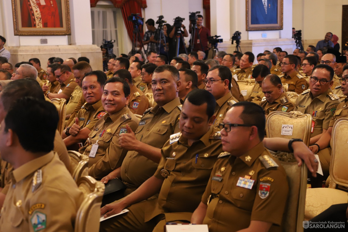 30 Oktober 2023 - Penjabat Bupati Sarolangun Menghadiri Rapat Koordinasi Pengarahan Presiden RI Kepada Penjabat Kepala Daerah Se Indonesia Di Istana Negara