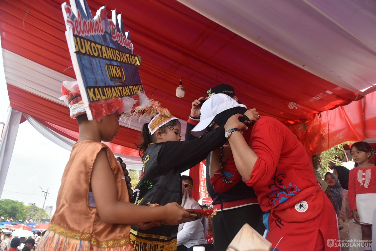 18 Agustus 2024 -&nbsp;Pawai Karnaval Memperingati HUT RI Ke 79, Bertempat di Depan Rumah Dinas Bupati Sarolangun