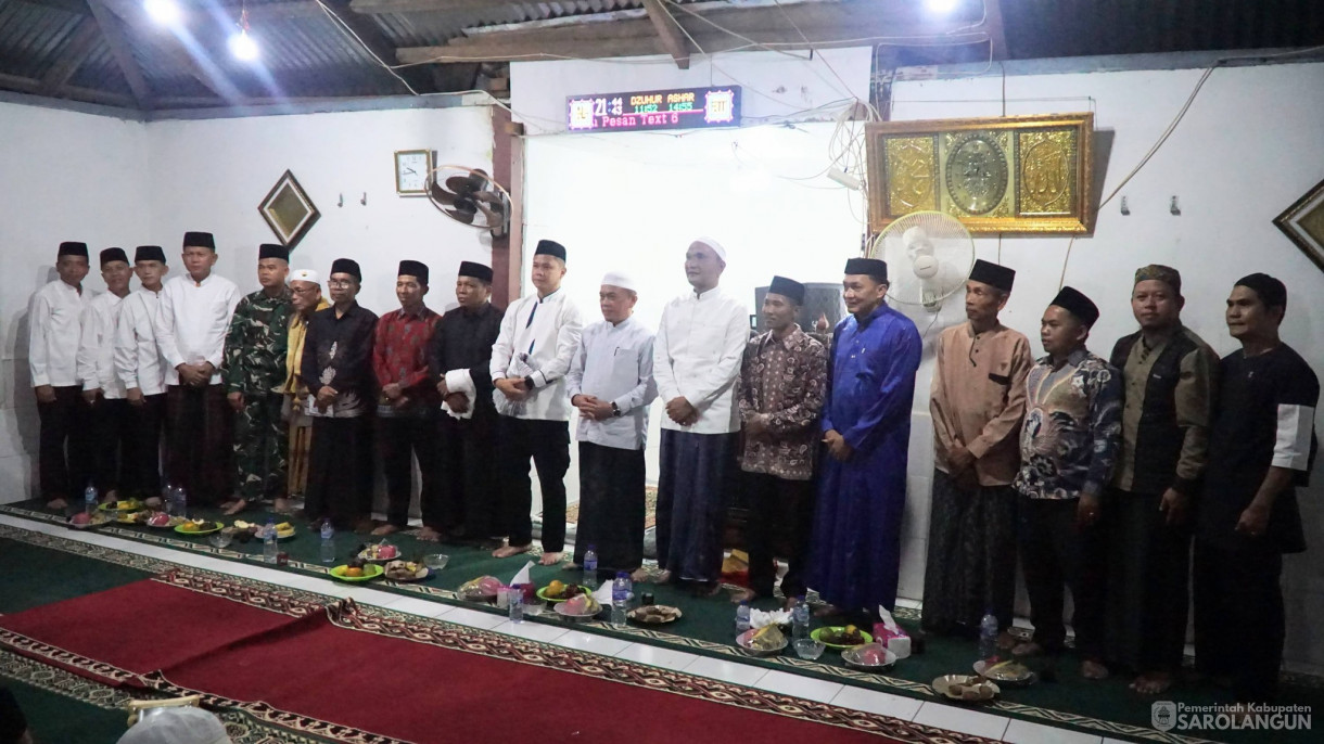 27 Februari 2026&nbsp;Safari Ramadhan dilanjutkan Penyerahan Bantuan kepada Masyarakat di Dusun Sekaladi Kecamatan Batang Asai