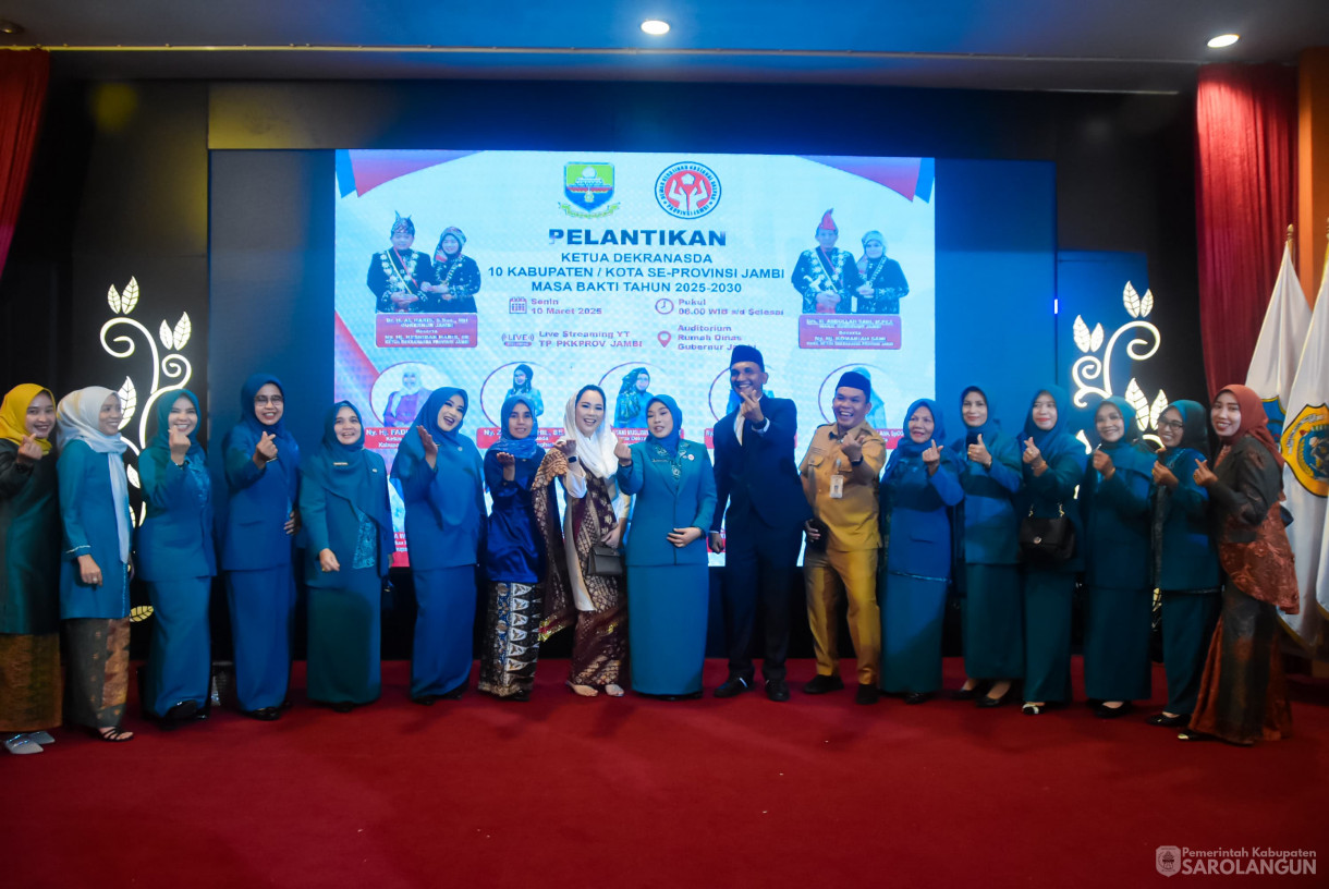 10 Maret 2025 - Pelantikan Ketua TP PKK, Bunda PAUD, Ketua Dekranasda Se Provinsi Jambi Bertempat di Auditorium Rumah Dinas Gubernur Jambi