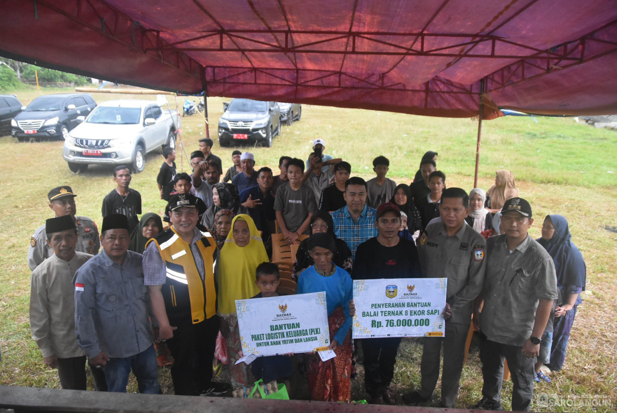 9 Agustus 2024 -&nbsp;Penyerahan Bantuan Kepada Mustahiq Warga Desa Pulau Buayo Program Baznas Sarolangun Sekaligus Pembukaan Turnamen Bola Voli Putri Dalam Rangka Menyambut Hari Kemerdekaan Indonesia, Bertempat di Desa Pulau Buayo kecamatan Bathin VII