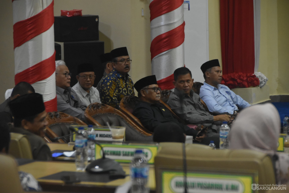 16 Agustus 2024 -&nbsp;Rapat Paripurna Tingkat I Tahap 3, Bertempat di Gedung DPRD Kabupaten Sarolangun