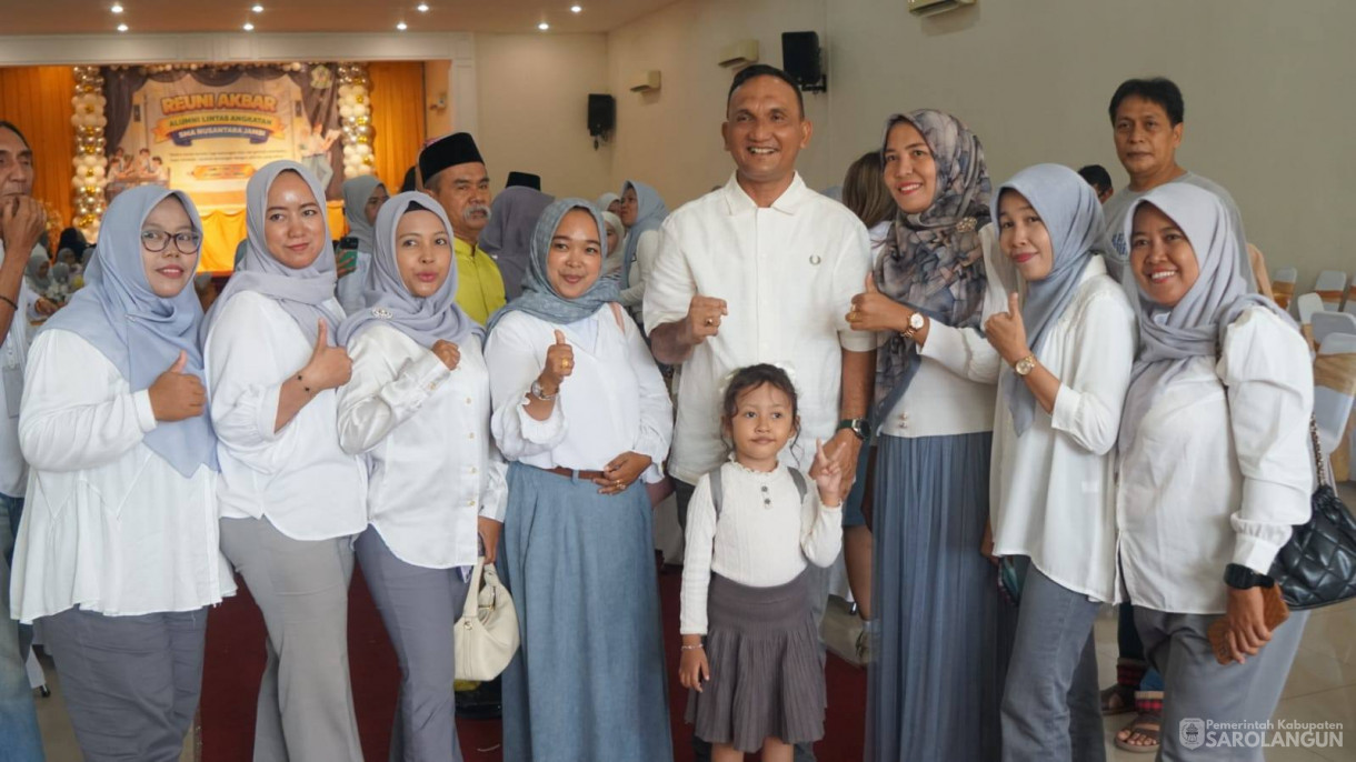 11 April 2026 Bupati Sarolangun Menghadiri Reuni Akbar Alumni Lintas Angkatan SMA Nusantara Jambi