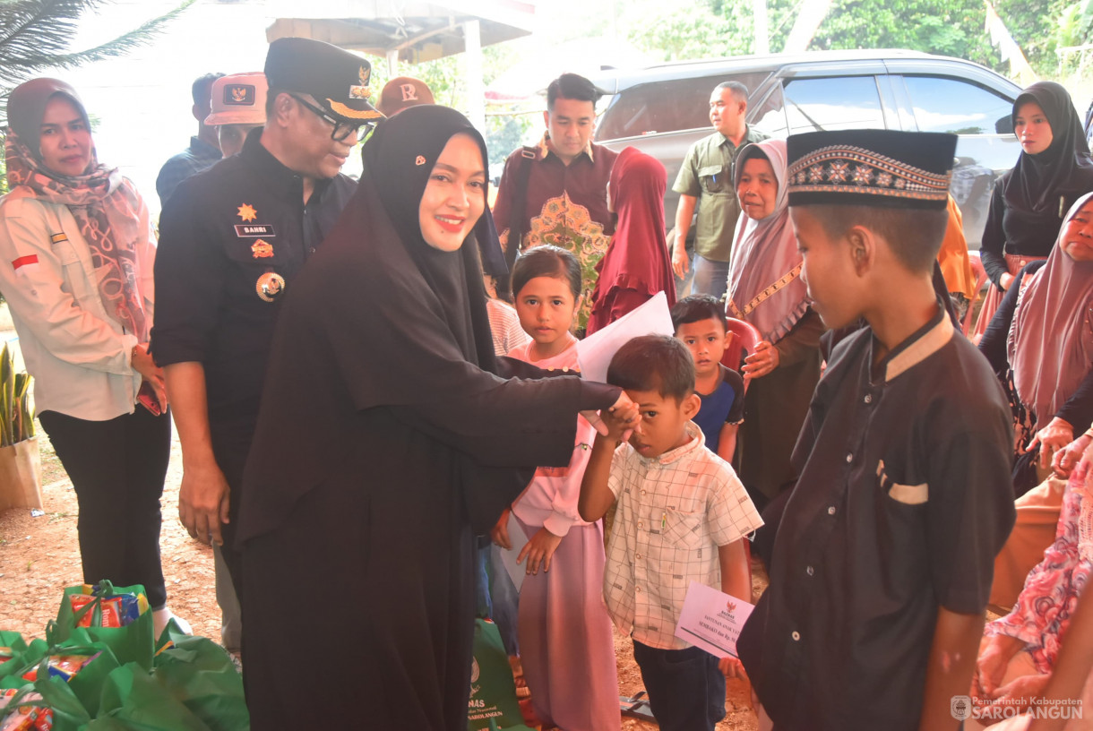 27 Oktober 2024 -&nbsp;Kunjungan Kerja Sekaligus Penyerahan Bantuan, Bertempat di Desa Taman Bandung Kecamatan Pauh