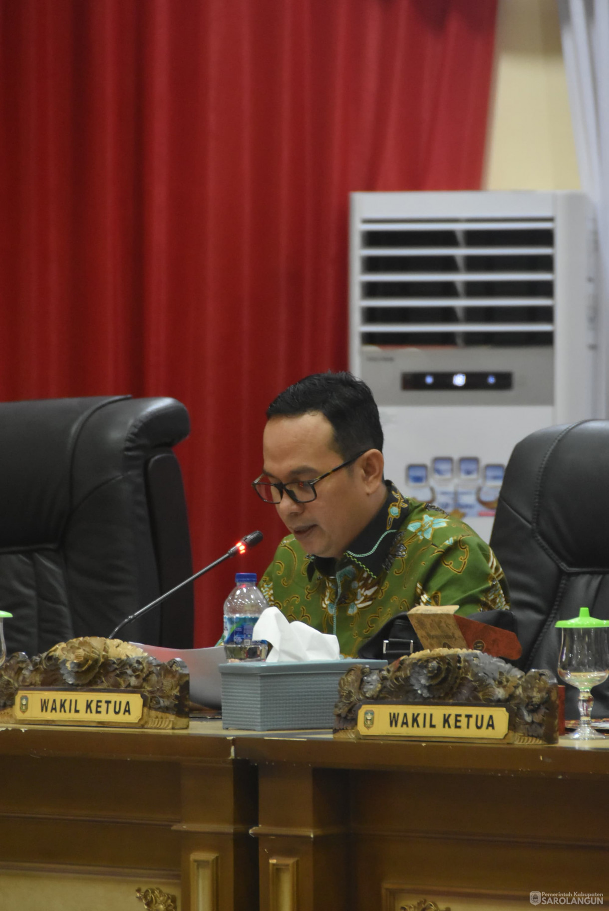 23 Agustus 2024 -&nbsp;Rapat Paripurna Tahap I Tingkat I Penyampaian Rancangan Peraturan Daerah APBD Perubahan Kabupaten Sarolangun TA 2024, Bertempat di Gedung DPRD Sarolangun
