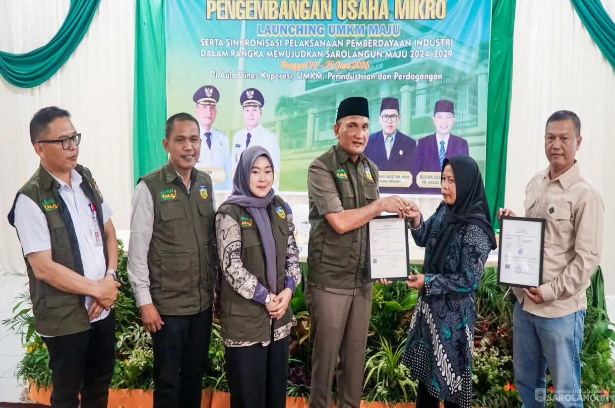 24 Juni 2026 Bupati Sarolangun Menghadiri Launching UMKM MAJU serta Sinkronisasi Pelaksanaan Pemberdayaan Industri dalam Rangka Mewujudkan Sarolangun Maju 2024 sd 2029