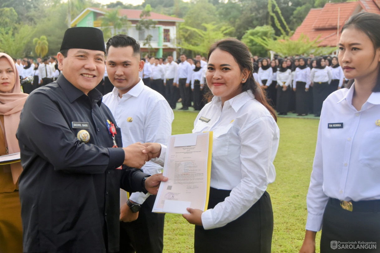 27 Mei 2024 - Apel Gabungan Dan Penyerahan SK PPPK Formasi Tahun 2023 Di Lapangan Gunung Kembang Sarolangun