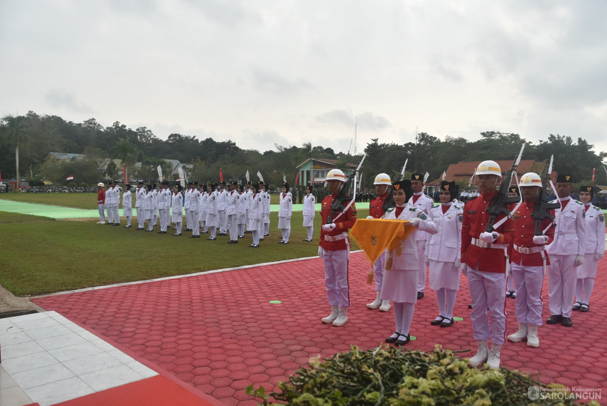 17 Agustus 2024 - Upacara Pengibaran Bendera Merah Putih Dalam Rangka HUT RI Ke 79, Bertempat di Lapangan Gunung Kembang Sarolangun