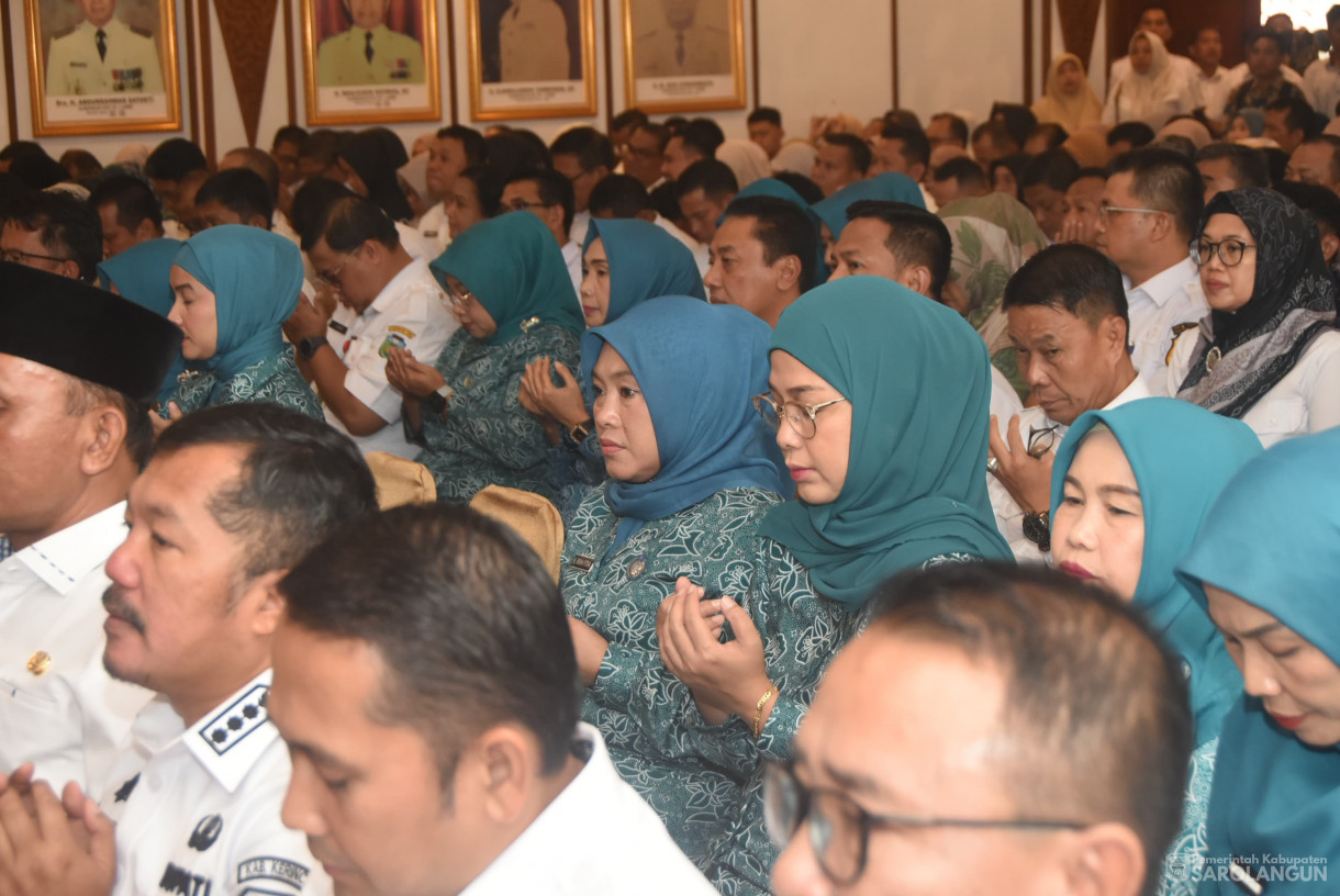 2 Juli 2025 -&nbsp;Pemkab Sarolangun Raih Juara I Penilaian Kinerja Aksi Konvergensi Stunting Kabupaten Kota se Provinsi Jambi