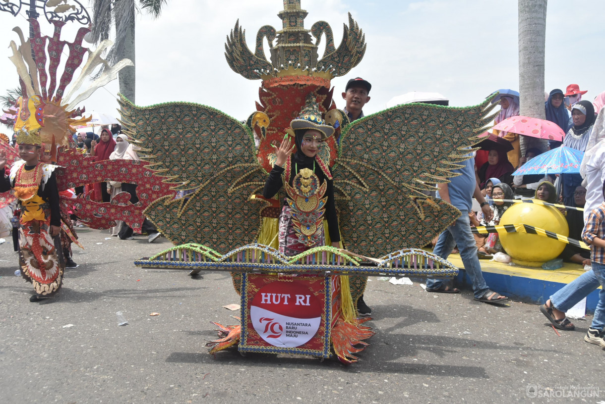 18 Agustus 2024 -&nbsp;Pawai Karnaval Memperingati HUT RI Ke 79, Bertempat di Depan Rumah Dinas Bupati Sarolangun