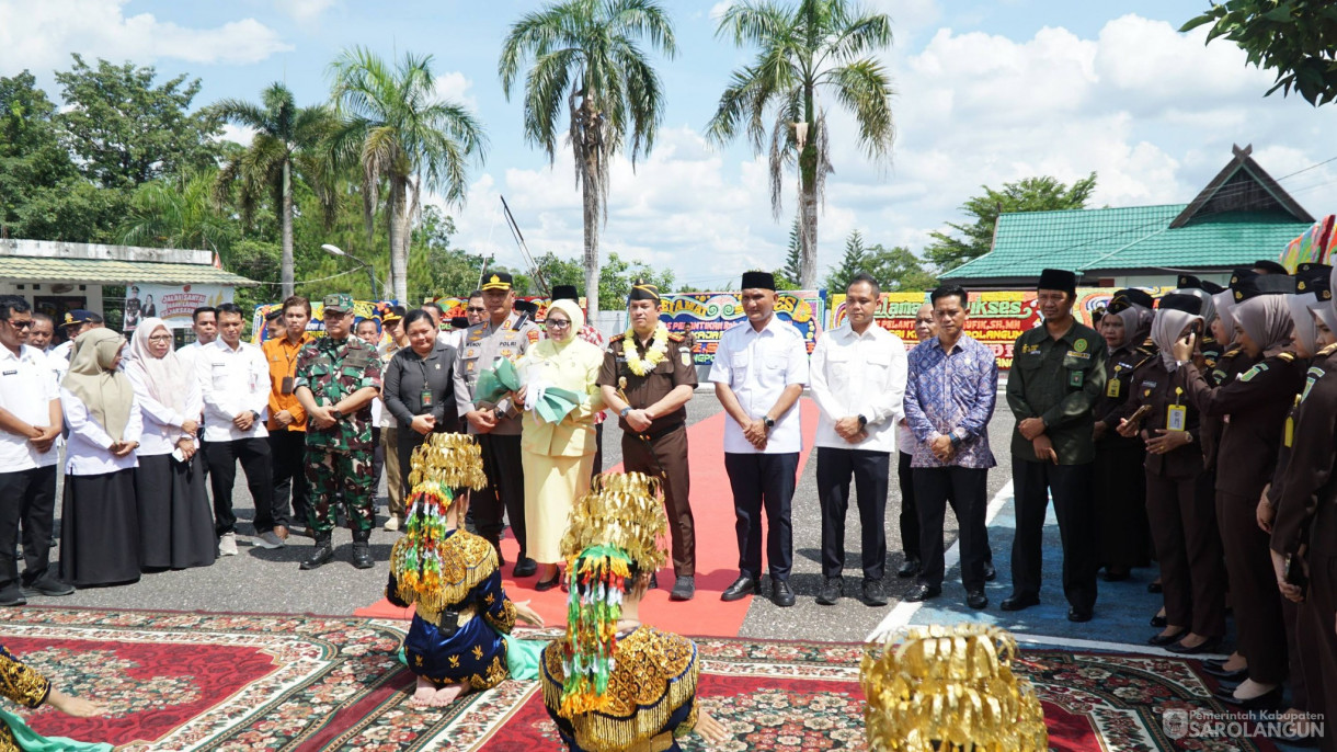 6 Mei 2026 Penyambutan Kepala Kejaksaan Negeri Sarolangun Bapak Taufik, S.H., M.H di Kantor Kejaksaan Negeri Sarolangun