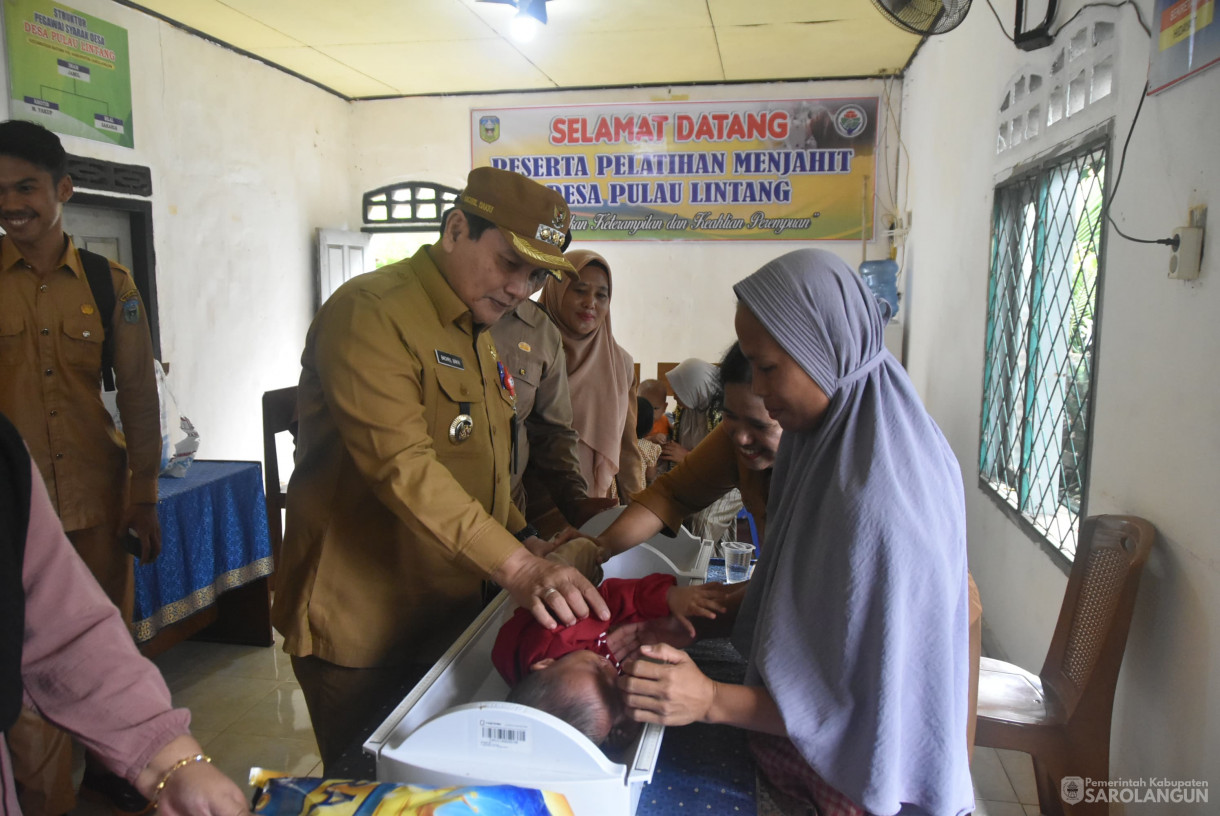 10 September 2024 - Penyerahan Bantuan Penanganan Stunting, Bertempat di Desa Pulau Lintang Kecamatan Bathin VIII