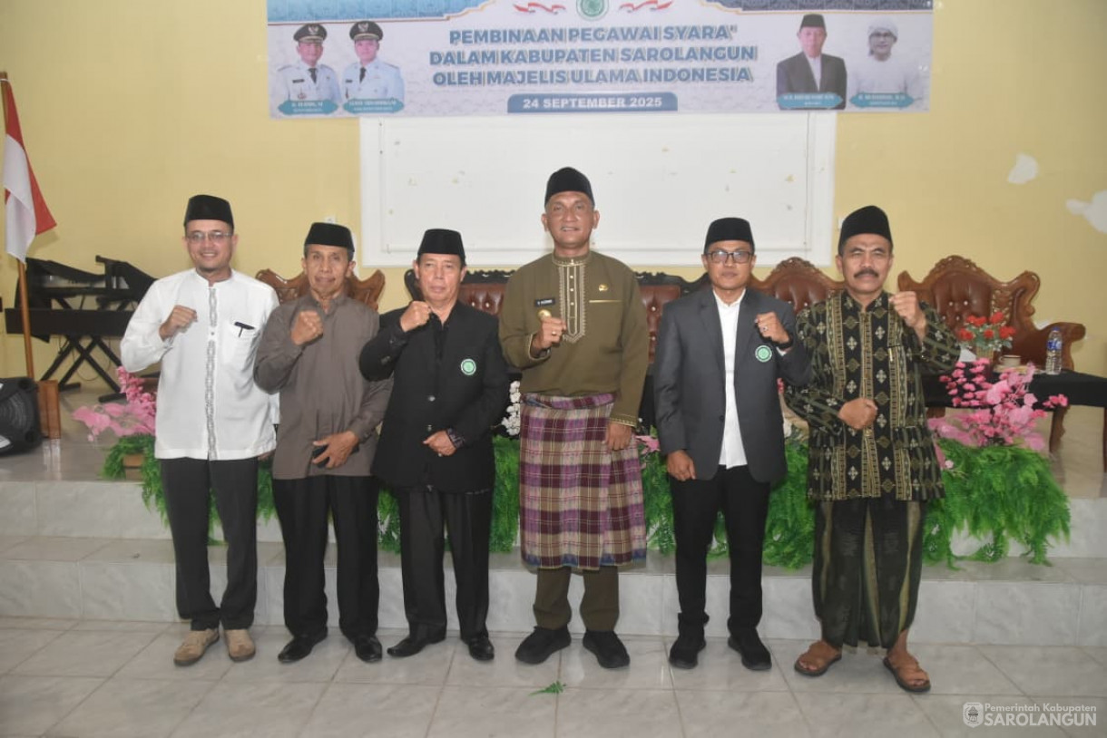 24 September 2025 Pelatihan Pegawai Syara Majelis Ulama Indonesia Kabupaten Sarolangun dengan tema Muzakarah Pegawaia Syara dalam Kabupaten Sarolangun