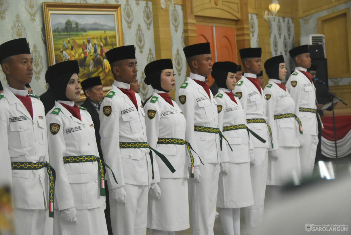 15 Agustus 2024 -&nbsp;Pengukuhan Pasukan Pengibar Bendera Pusaka, Bertempat di Aula Utama Kantor Bupati Sarolangun