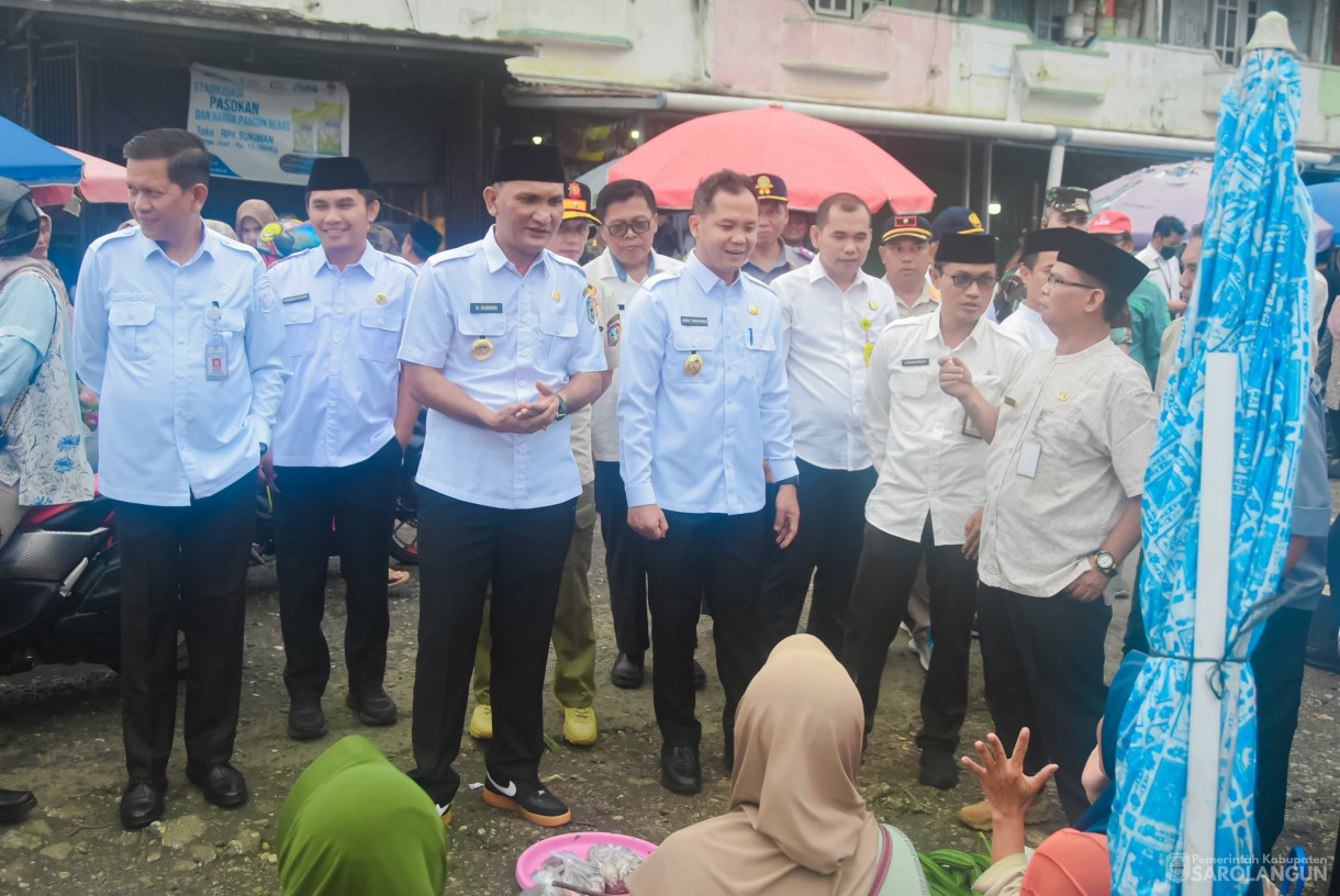 26 Maret 2025 -&nbsp;Sidak Pasar Menjelang Hari Raya Idul Fitri di Pasar Atas Sarolangun