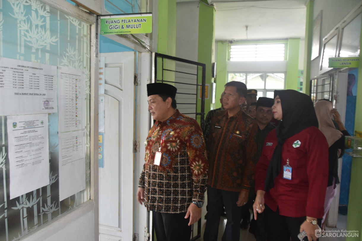 18 April 2024 - Penyerahan Bantuan Untuk Keluarga Berisiko Stunting Dari Bapak Asuh Anak Stunting Di Puskesmas Pauh