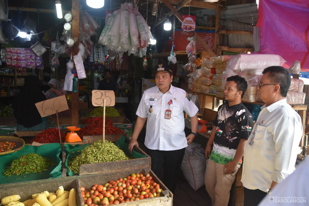 13 Desember 2023 - Sidak Pasar Menjelang Nataru Di Pasar Atas Sarolangun