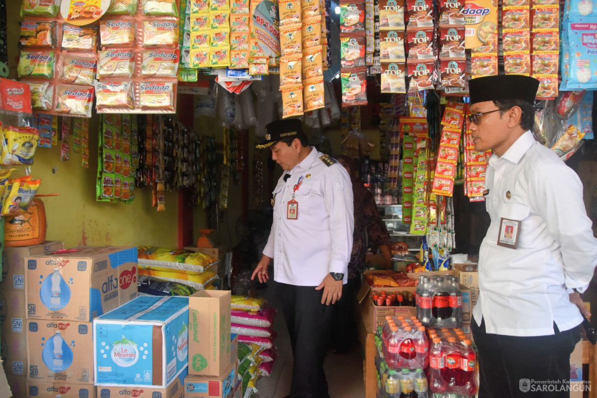 29 Mei 2024 - Launching Kedai Pangan Pemkab Sarolangun Di Ceria Toserba Sarolangun, Gerakan Pasar Murah, Meninjau Harga Bahan Pokok Di Pasar Atas Sarolangun, Meninjau J