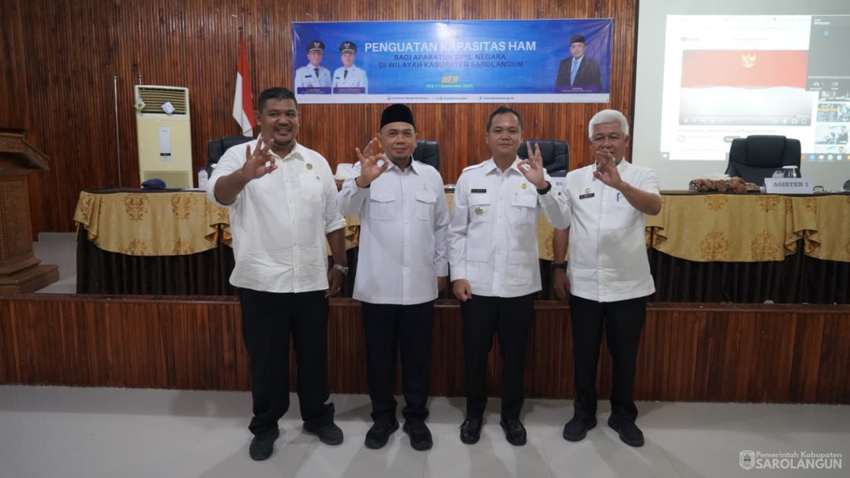 10 September 2025&nbsp; Kegiatan Penguatan HAM Bagi ASN Di aula Bappeda kabupaten Sarolangun