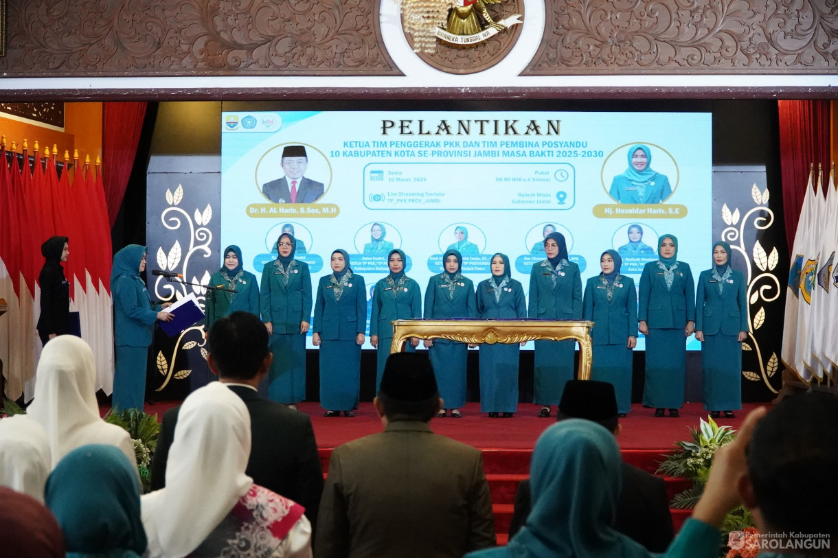 10 Maret 2025 - Pelantikan Ketua TP PKK, Bunda PAUD, Ketua Dekranasda Se Provinsi Jambi Bertempat di Auditorium Rumah Dinas Gubernur Jambi