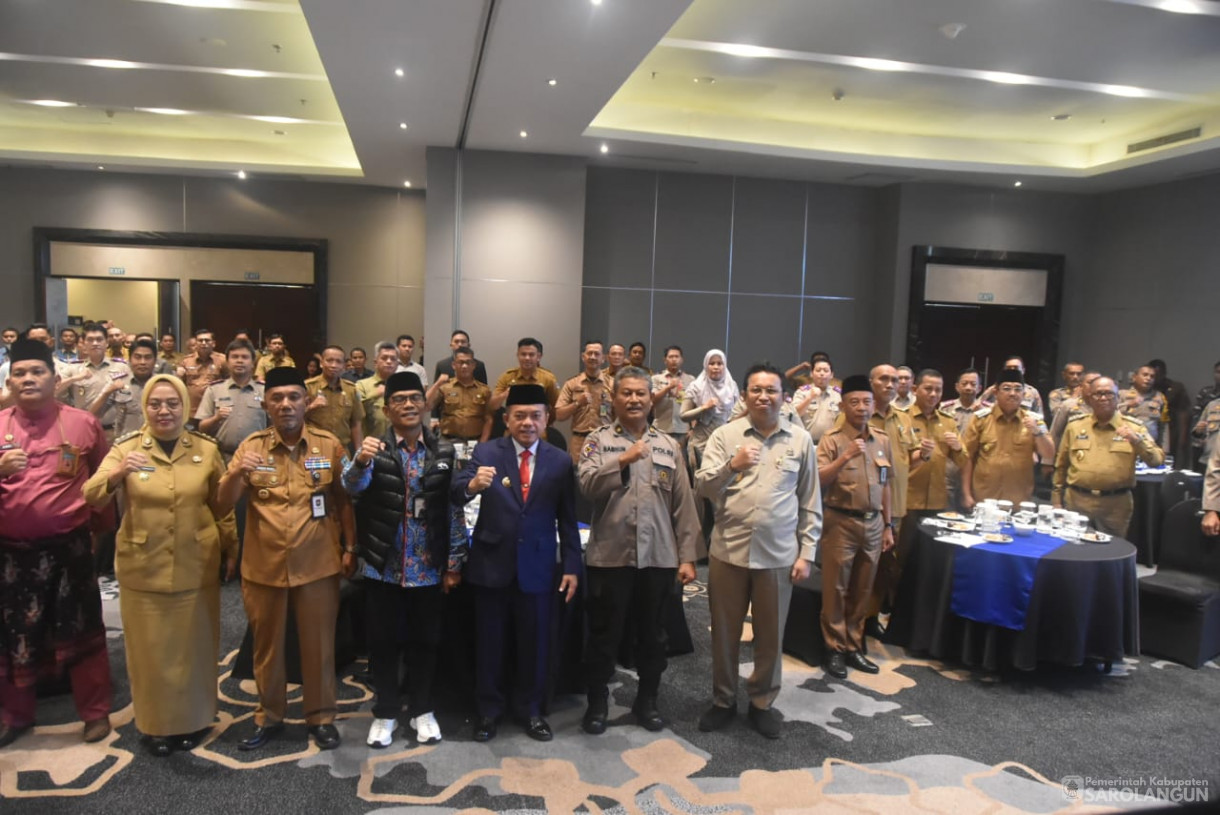 3 Desember 2024 - Penganugerahan Predikat Kepatuhan Penyelenggaraan Pelayanan Publik Di Provinsi Jambi, Bertempat di Aula Aston Hotel Kota Jambi