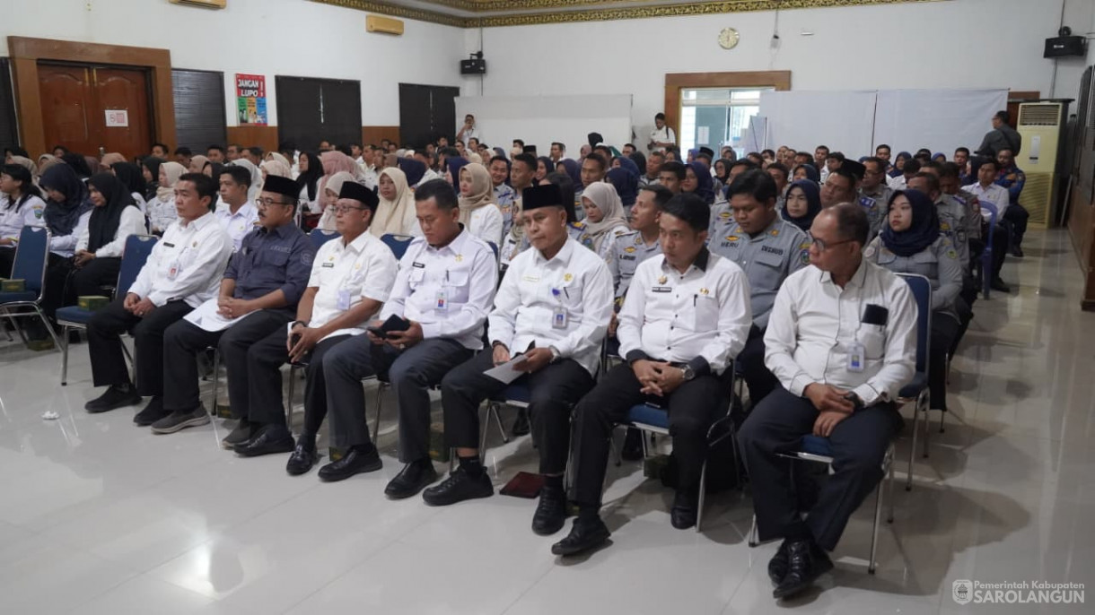 10 September 2025&nbsp; Kegiatan Penguatan HAM Bagi ASN Di aula Bappeda kabupaten Sarolangun
