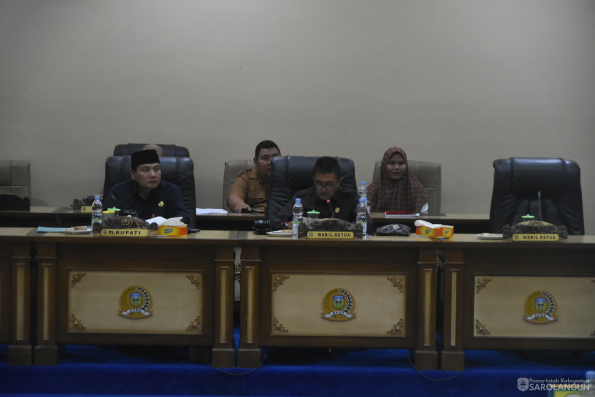 22 Juli 2024 - Rapat Paripurna Tingkat I Tahap 1 Penyampaian RKUA Dan PPAS APBD Kabupaten Sarolangun Tahun Anggaran 2025, Bertempat di Gedung DPRD Kabupaten Sarolangun