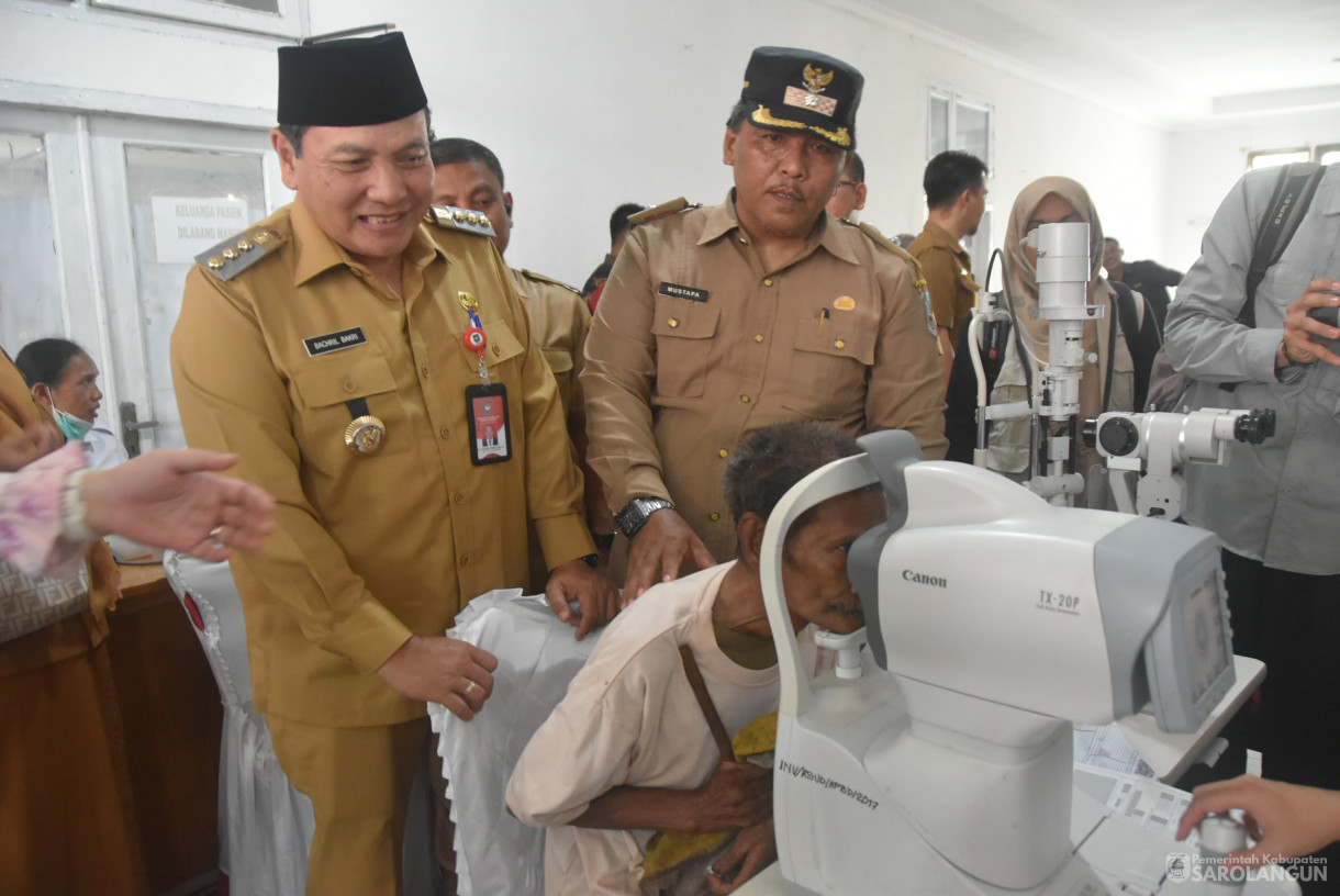 19 Agustus 2024 - Bakti Sosial Operasi Katarak RSUD Prof Dr. H. M Chatib Quzwain Program Bakti Sosial Kementerian Sosial RI Bekerjasama dengan Pemerintah Kab. Sarolangun dan Perhimpunan Dokter Spesialis Mata Indonesia, Bertempat di RSUD Prof Dr. H. M C
