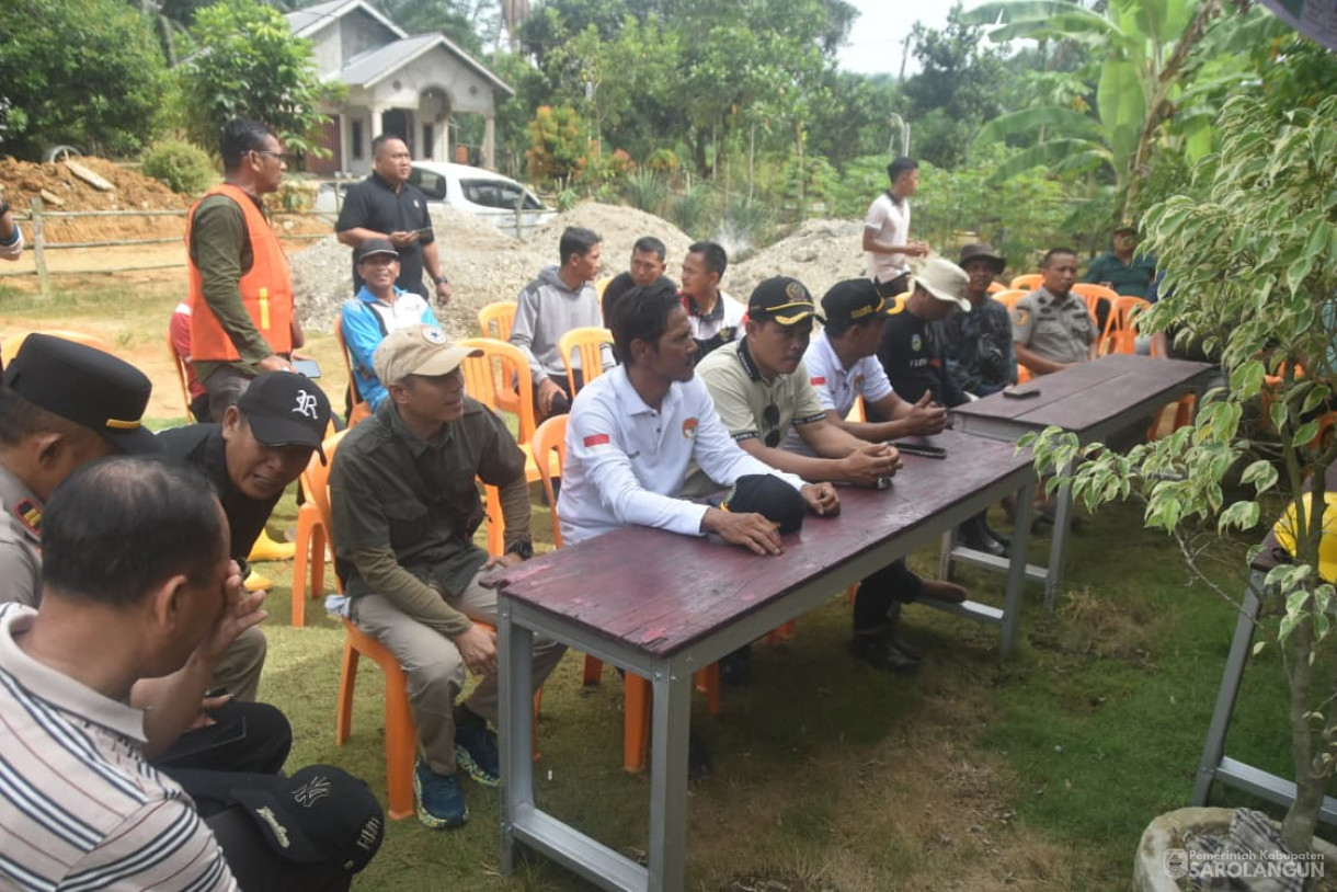 5 November 2025 Gotong Royong di Desa Bukit Suban Kecamatan Air Hitam