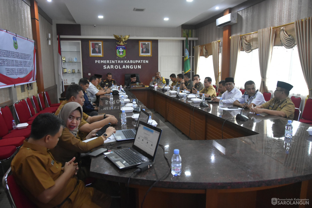 12 Desember 2023 - Rapat Forkopimda Persiapan Natal Dan Tahun Baru Di Ruang Pola Utama Kantor Bupati Sarolangun