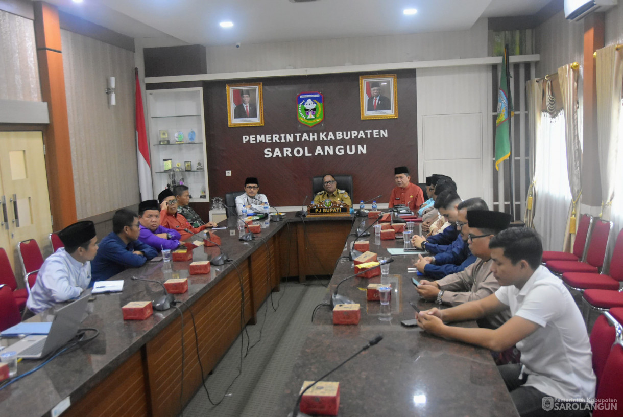 14 Oktober 2024 - Rapat TPID Via Zoom Meeting, Bertempat di Ruang Pola Kantor Bupati Sarolangun