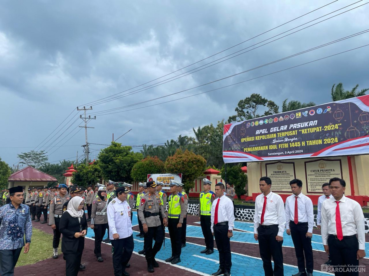 03 April 2024 - Apel Gelar Pasukan Operasi Kepolisian Terpusat Ketupat 2024 Dalam Rangka Pengamanan Idul Fitri 1445 H Tahun 2024 Di Lapangan Mapolres Sarolangun