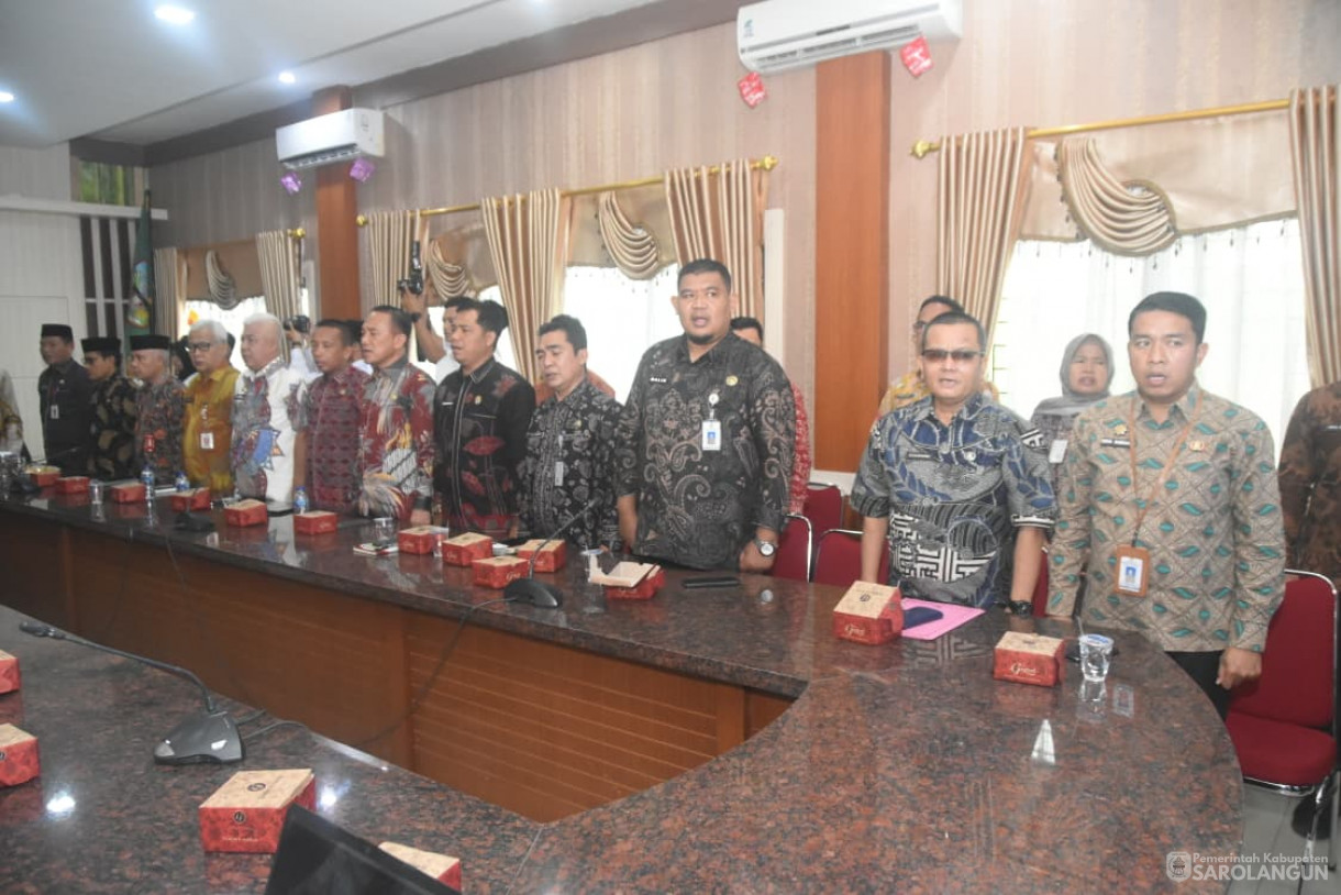 Penandatanganan Kerjasama Antara Pemerintah Kabupaten Sarolangun dengan Kantor Wilayah Direktorat Jenderal Imigrasi Jambi