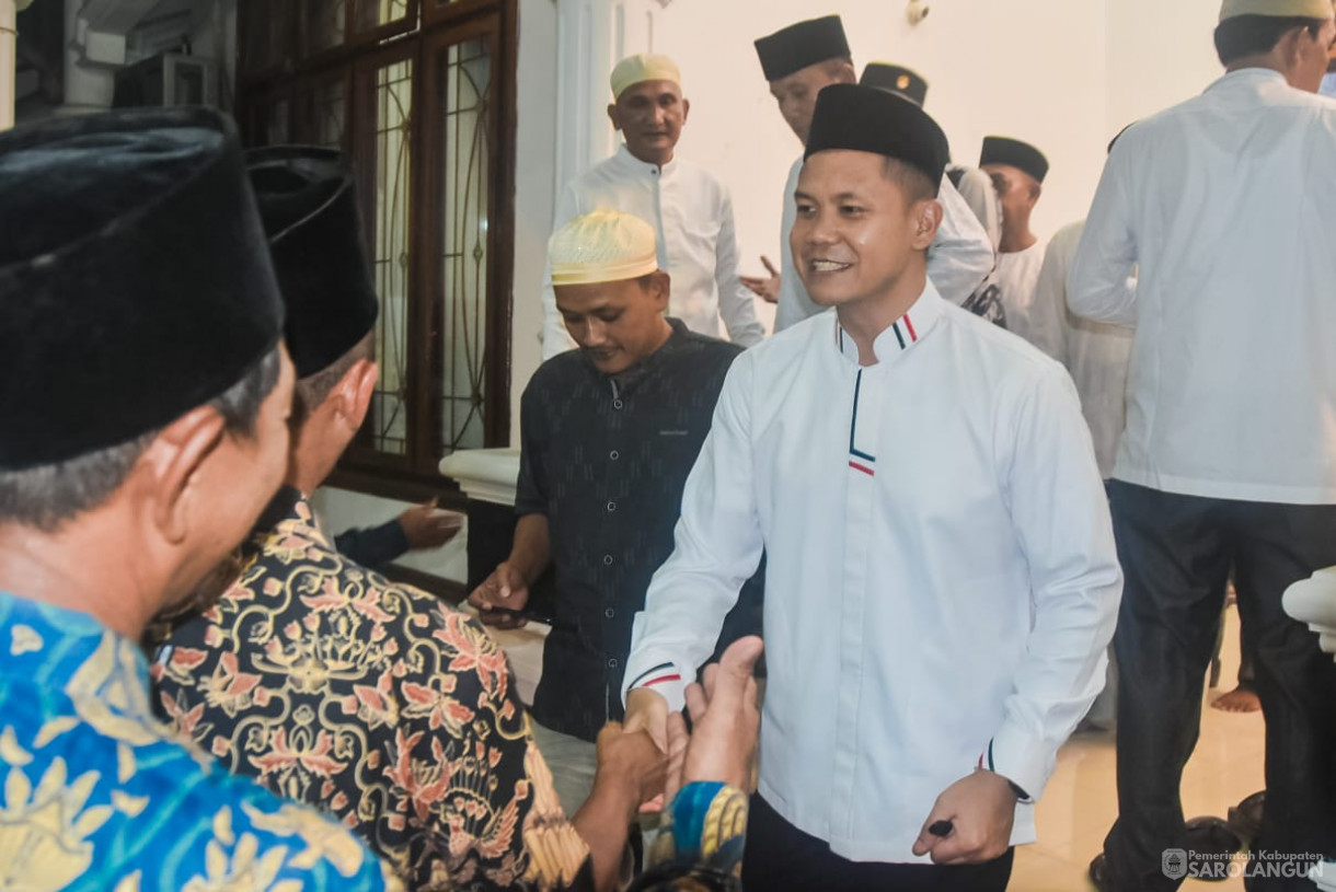 26 Maret 2025 - Buka Bersama Tokoh Masyarakat di Rumah Dinas Bupati Sarolangun