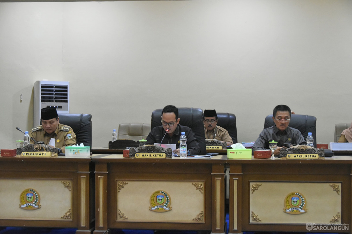 20 November 2023&nbsp; - Penjabat Bupati Sarolangun Menghadiri Rapat Paripurna Tahap I Tingkat I di Gedung DPRD Sarolangun