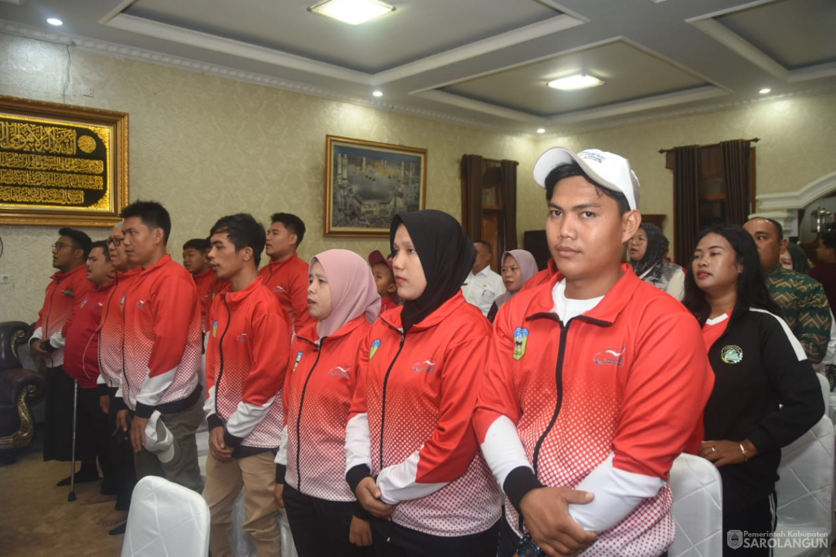 18 Juni 2025 - Penyerahan Bonus Secara Simbolis Kepada Atlet Berprestasi dan Pelatih Pasca Pekan Paralimpik Provinsi&nbsp;