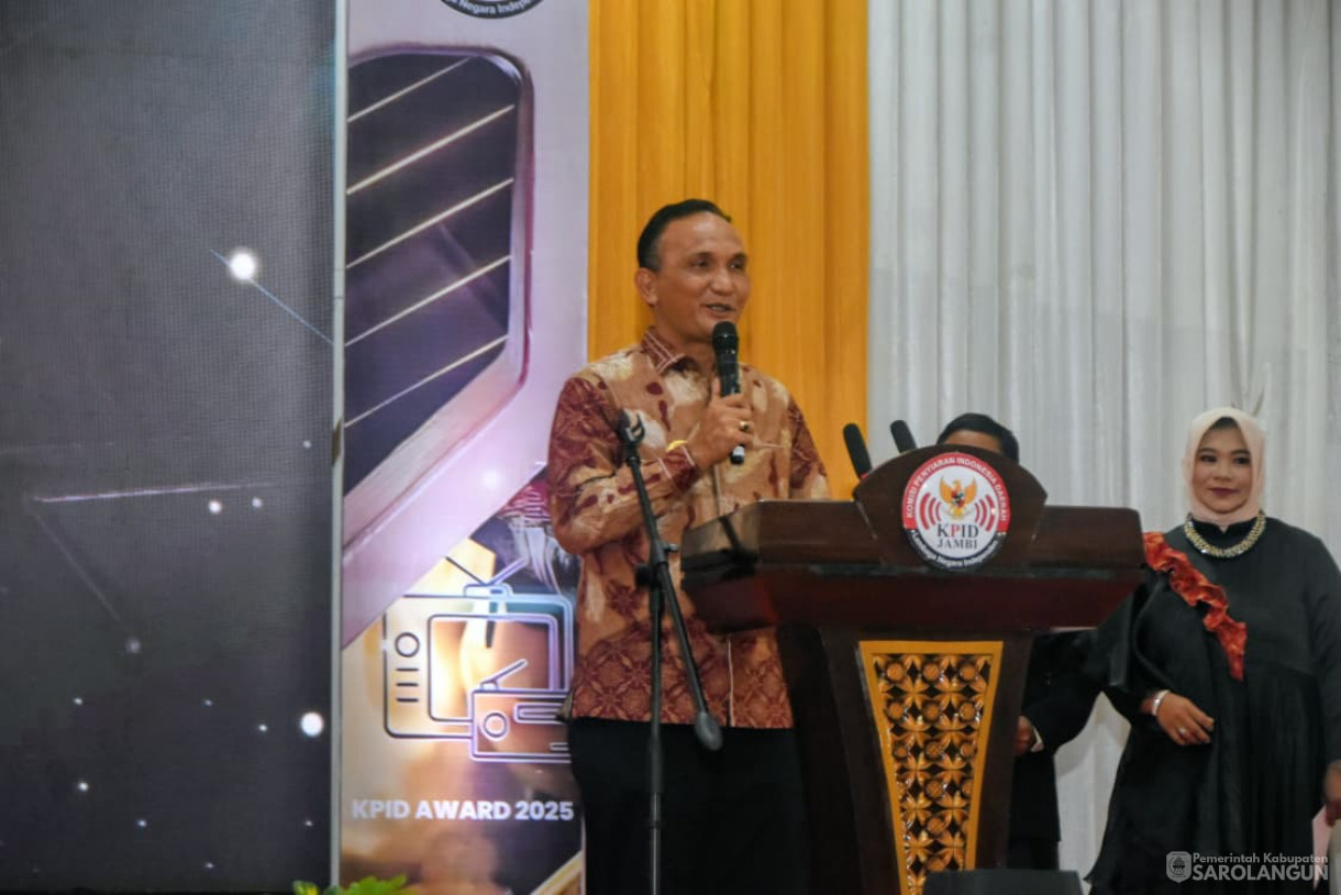 26 November 2025 Malam Anugerah Komisi Penyiaran Indonesia Daerah Provinsi Jambi Tahun 2025 bertempat di Gedung Putih Grand Kemas Jambi