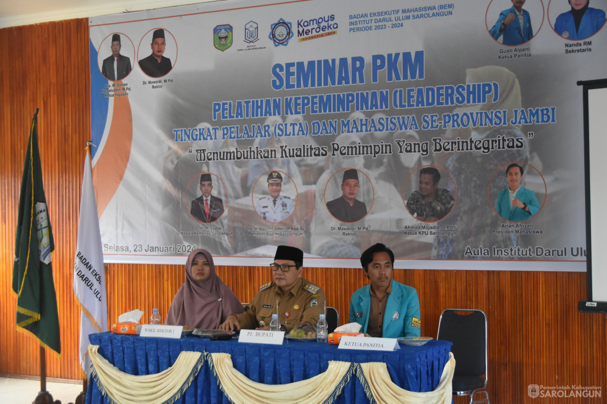 23 Januari 2024 - Seminar Pelatihan Kepemimpinan Tingkat Pelajar SLTA Dan Mahasiswa SeProvinsi Jambi Di Aula Institut Darul Ulum Sarolangun