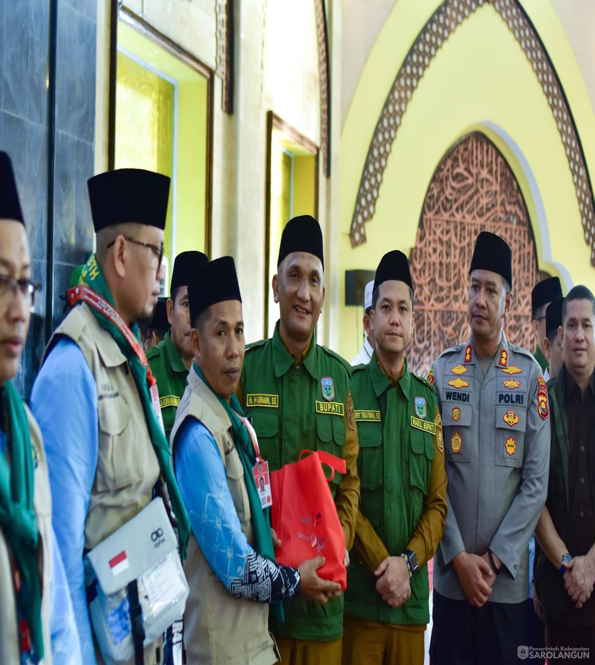 19 Mei 2026 Pelepasan Keberangkatan Jamaah Calon Haji Kabupaten Sarolangun Tahun 1447 H 2026 M dari Kabupaten Sarolangun menuju Asrama Haji Provinsi Jambi bertempat di Masjid Assulthon Sarolangun